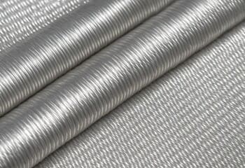 Saten iplik yönü: eğimli örgüde yönlü yansıma